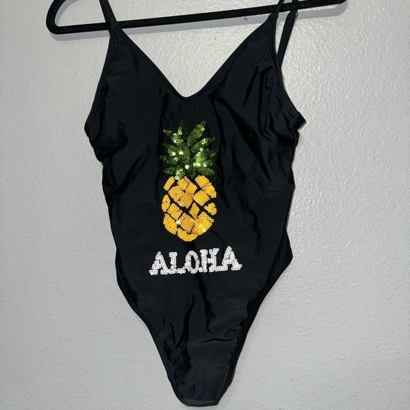 Xhilaration Black Aloha Pineapple Swimsuit, size Medium - Picture 2 of 7